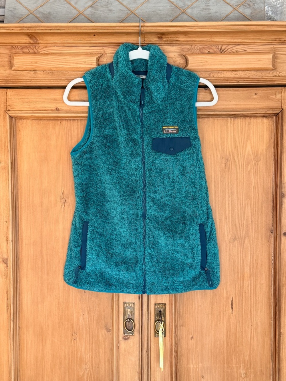 L.L. Bean Teal Sherpa Fleece Vest with Navy Accents